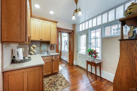 Tiny photo for 404 Cabell Street, Lynchburg, VA 24504 (MLS # 365314)