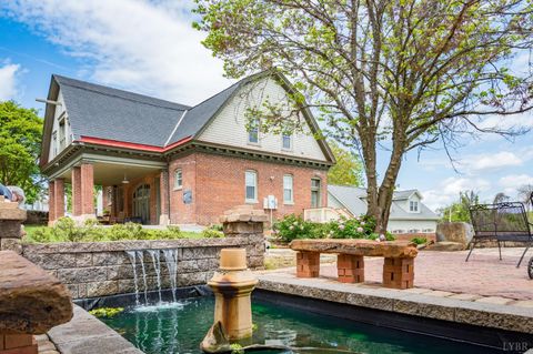 Tiny photo for 404 Cabell Street, Lynchburg, VA 24504 (MLS # 365314)