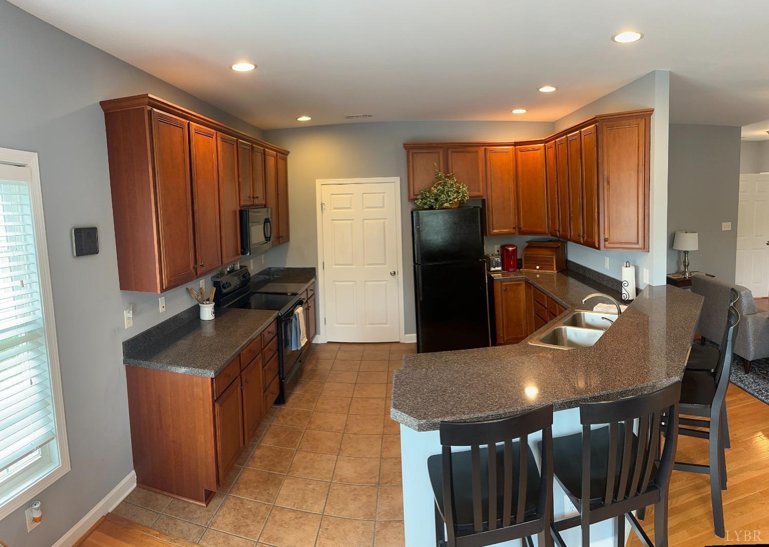 1057 Barrow Hills Drive, Moneta, Virginia image 15