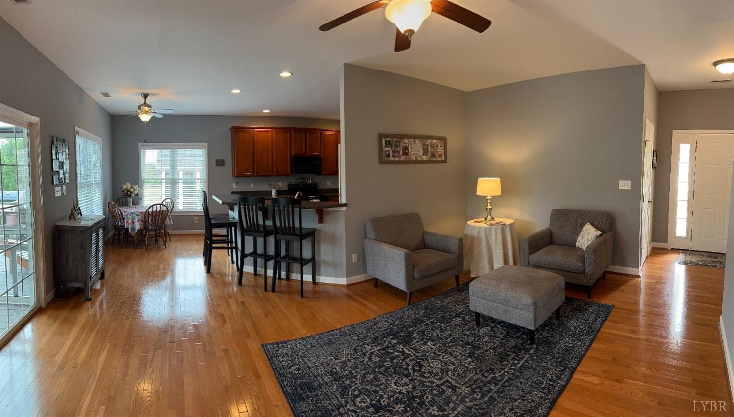 1057 Barrow Hills Drive, Moneta, Virginia image 14