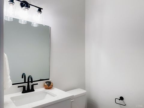 Tiny photo for 110 Aaron Place #604, Lynchburg, VA 24502 (MLS # 363889)