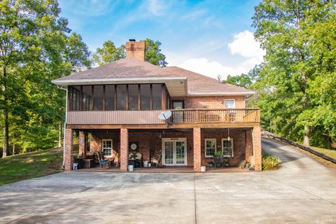 Tiny photo for 224 Walnut Road, Danville, VA 24541 (MLS # 362640)