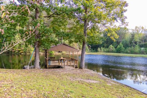 Tiny photo for 224 Walnut Road, Danville, VA 24541 (MLS # 362640)