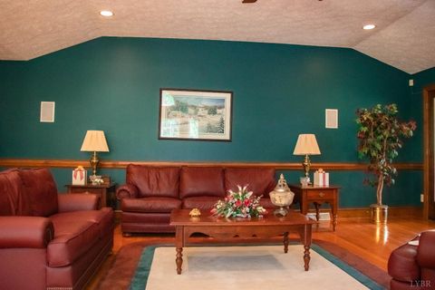 Tiny photo for 224 Walnut Road, Danville, VA 24541 (MLS # 362640)
