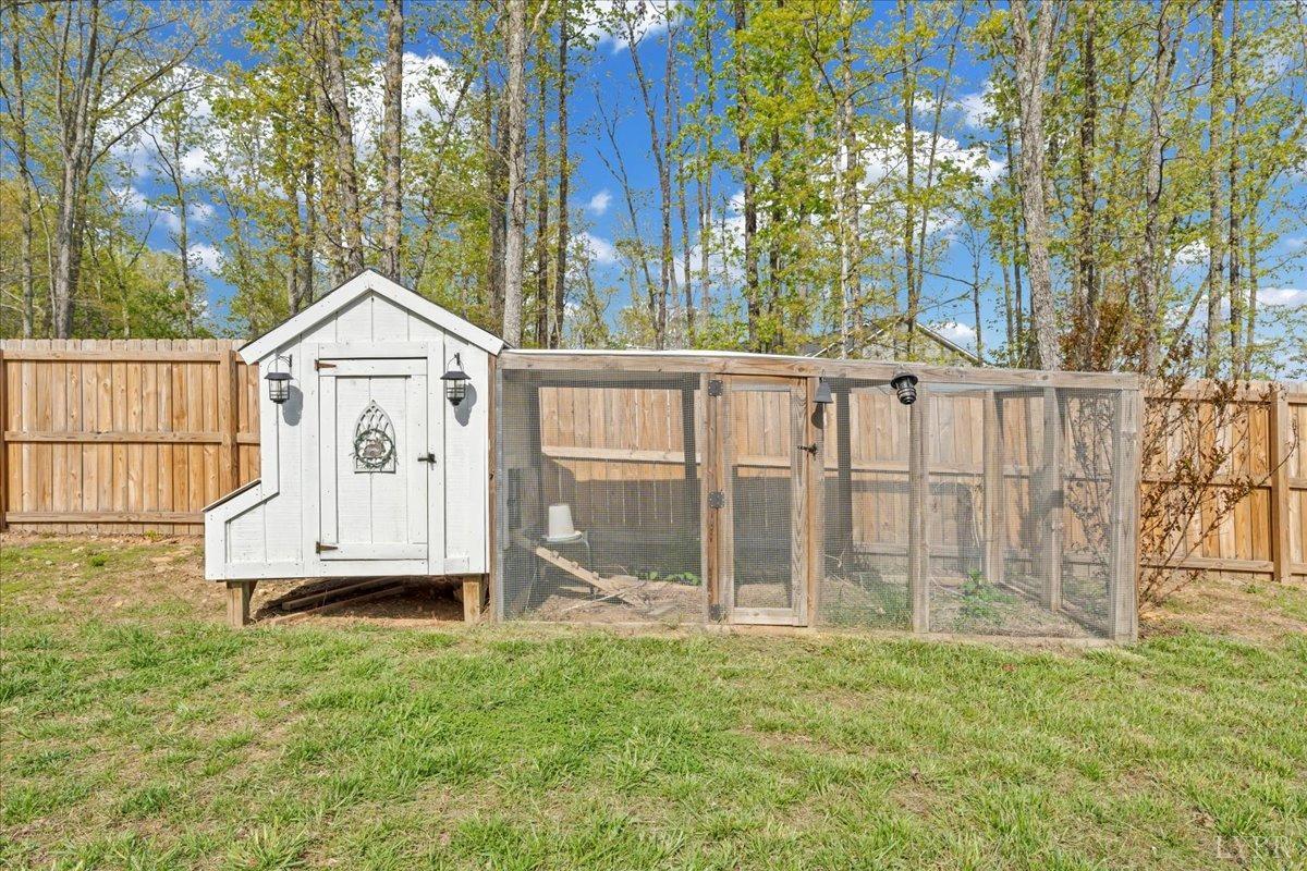 1400 Mountain Cut Road, Appomattox, Virginia image 25