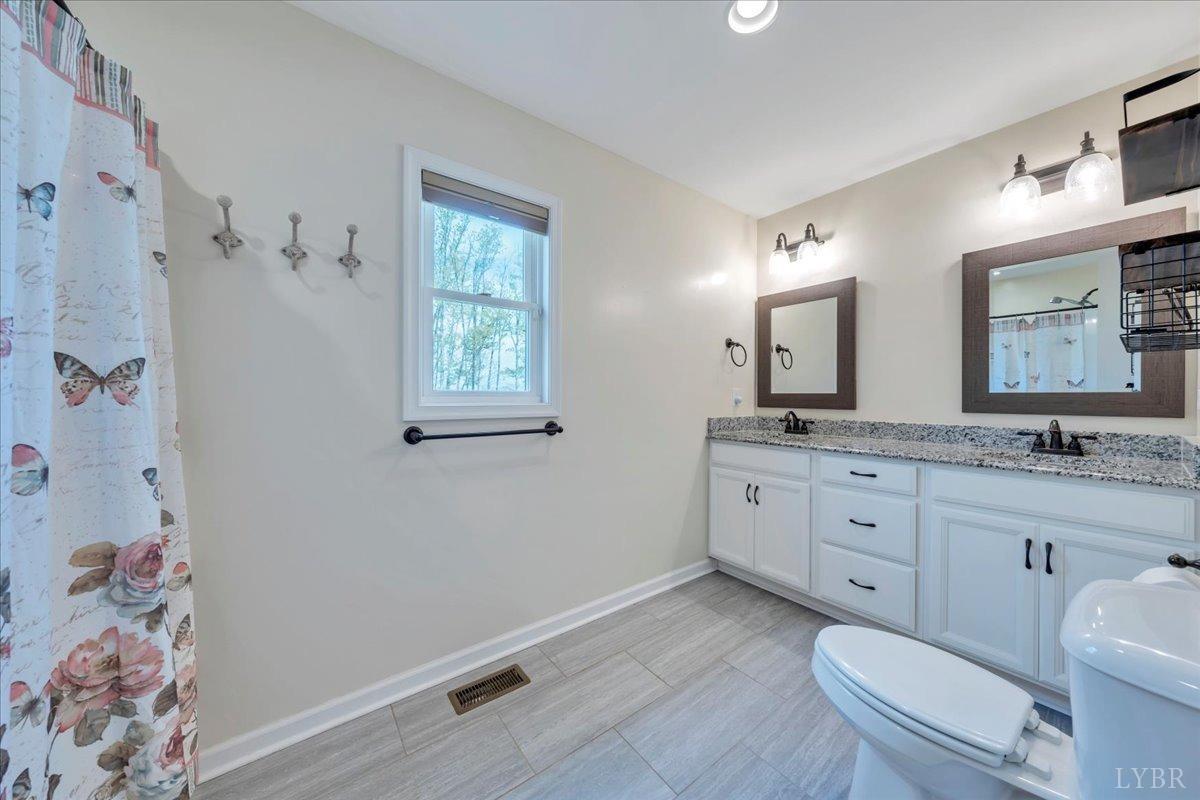 1400 Mountain Cut Road, Appomattox, Virginia image 13