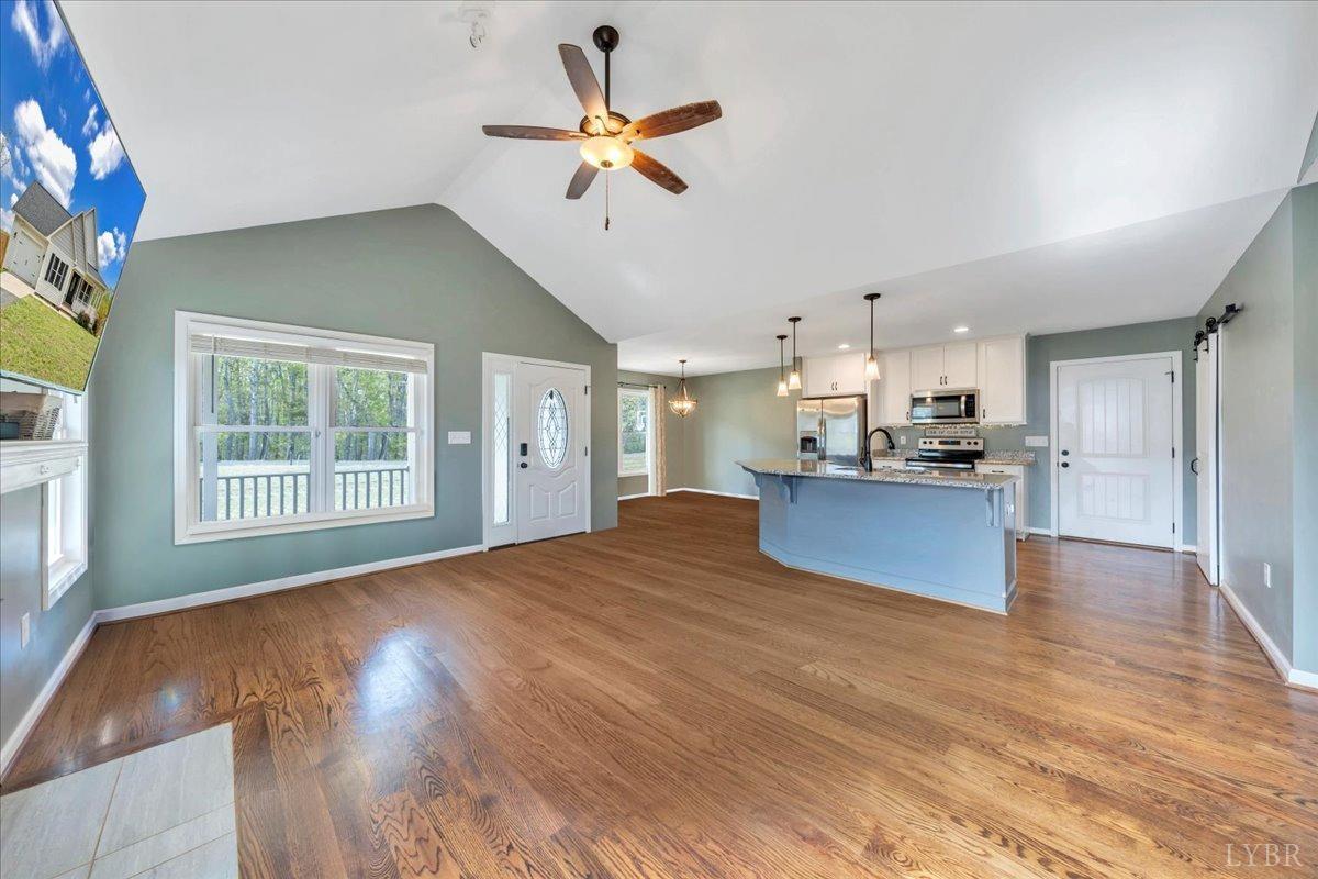 1400 Mountain Cut Road, Appomattox, Virginia image 5