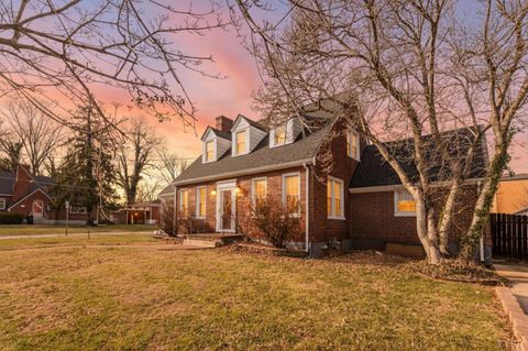 Tiny photo for 2223 Park Place, Lynchburg, VA 24501 (MLS # 364265)