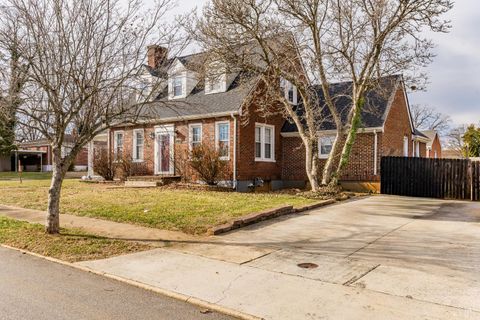 Tiny photo for 2223 Park Place, Lynchburg, VA 24501 (MLS # 364265)