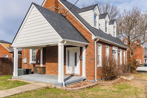 Tiny photo for 2223 Park Place, Lynchburg, VA 24501 (MLS # 364265)