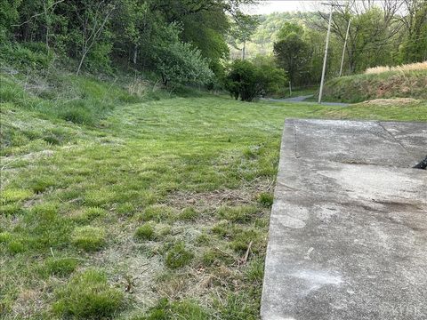 Tiny photo for 207 Winston Ridge Road, Lynchburg, VA 24501 (MLS # 358721)