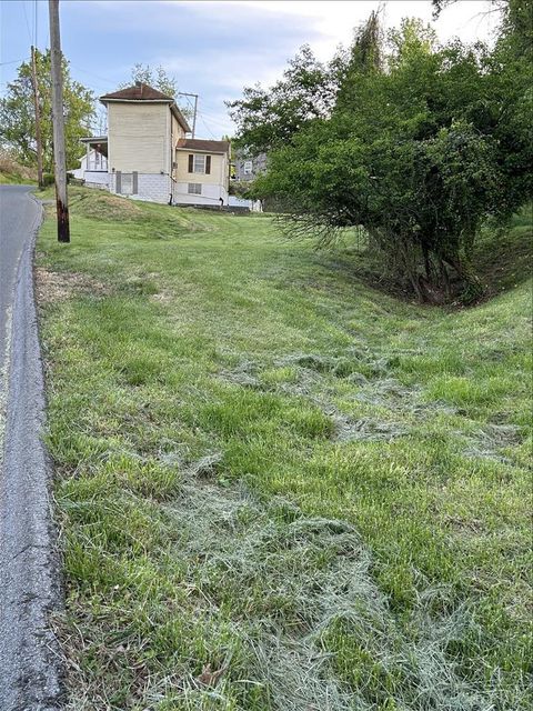 Tiny photo for 207 Winston Ridge Road, Lynchburg, VA 24501 (MLS # 358721)