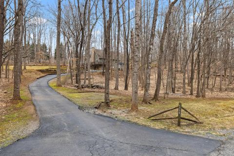 Tiny photo for 1110 Adam Hill Ct Ct, Lynchburg, VA 24503 (MLS # 364655)