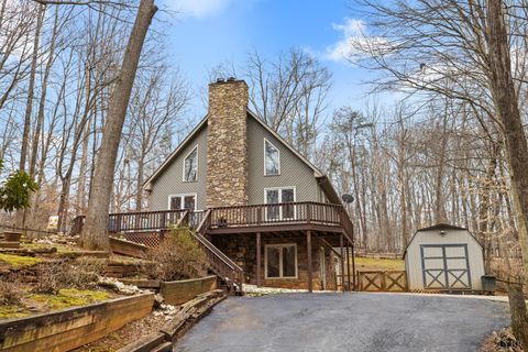 Tiny photo for 1110 Adam Hill Ct Ct, Lynchburg, VA 24503 (MLS # 364655)