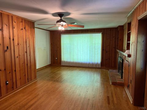Tiny photo for 3819 Moorman Drive, Lynchburg, VA 24501 (MLS # 366367)