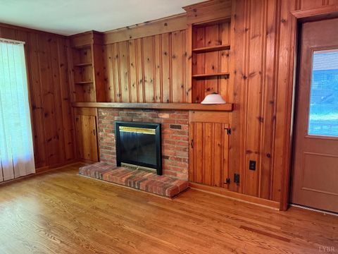 Tiny photo for 3819 Moorman Drive, Lynchburg, VA 24501 (MLS # 366367)