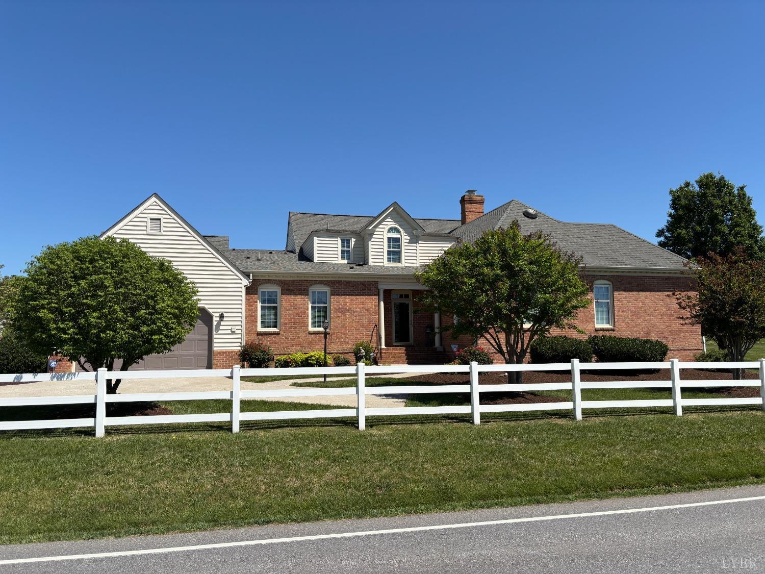 1007 Greenside Court, Forest, Virginia image 2