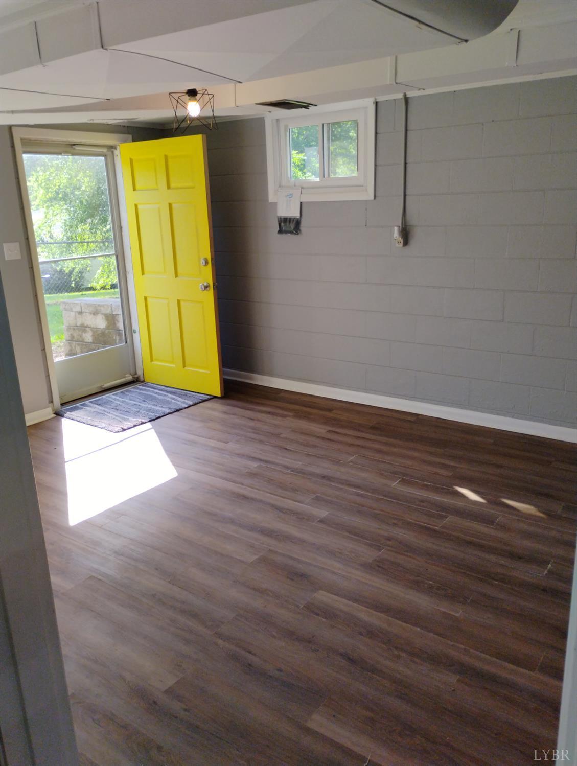 412 Oakwood Drive, Hurt, Virginia image 37