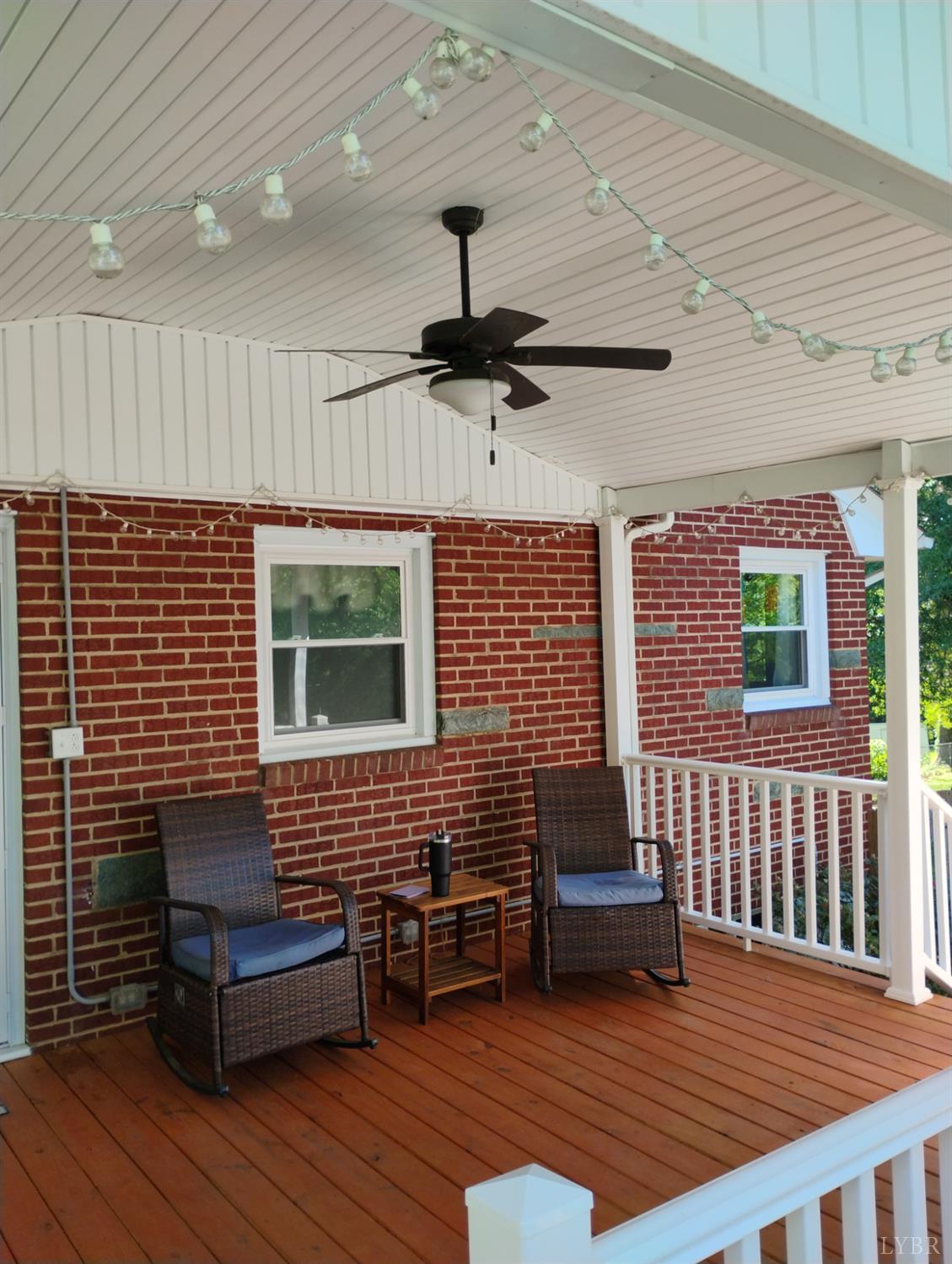 412 Oakwood Drive, Hurt, Virginia image 4