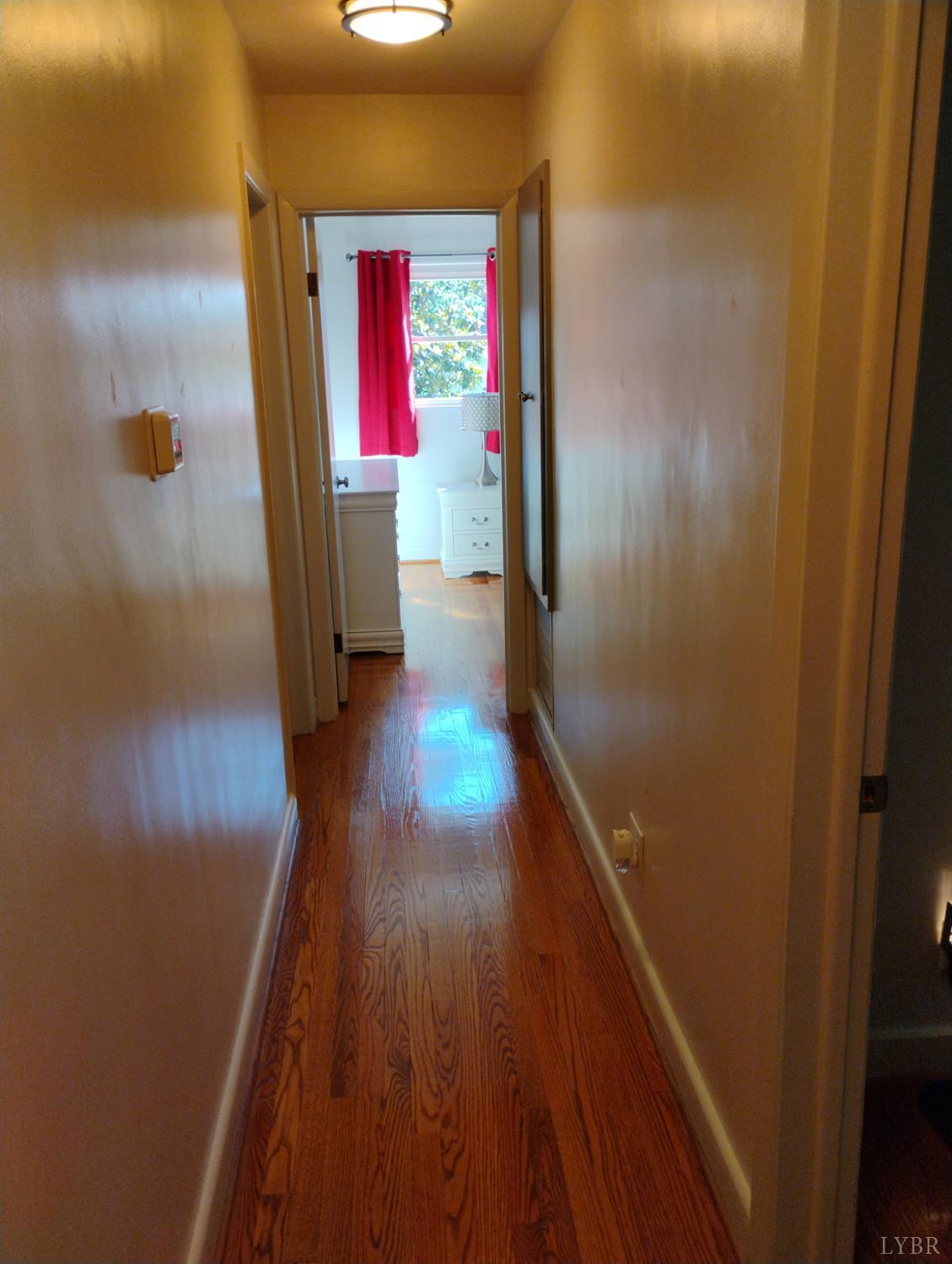 412 Oakwood Drive, Hurt, Virginia image 26
