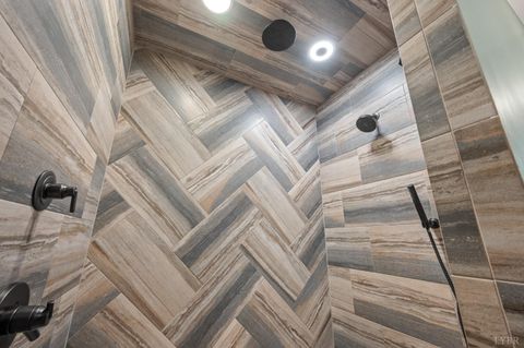 Tiny photo for 1140 Riley Run Road, Forest, VA 24551 (MLS # 364818)