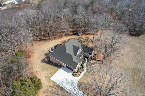 Tiny photo for 1140 Riley Run Road, Forest, VA 24551 (MLS # 364818)