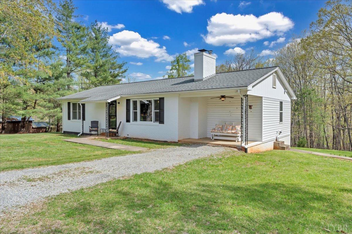 391 Cardinal Ridge Drive, Rocky Mount, Virginia image 3
