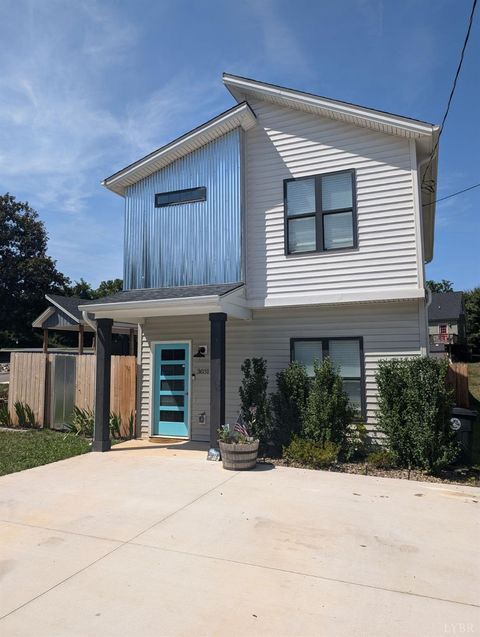 Photo of 3031 Fulton Street, Lynchburg, VA 24501 (MLS # 362232) Photo of 3031 Fulton Street, Lynchburg, VA 24501 (MLS # 362232)