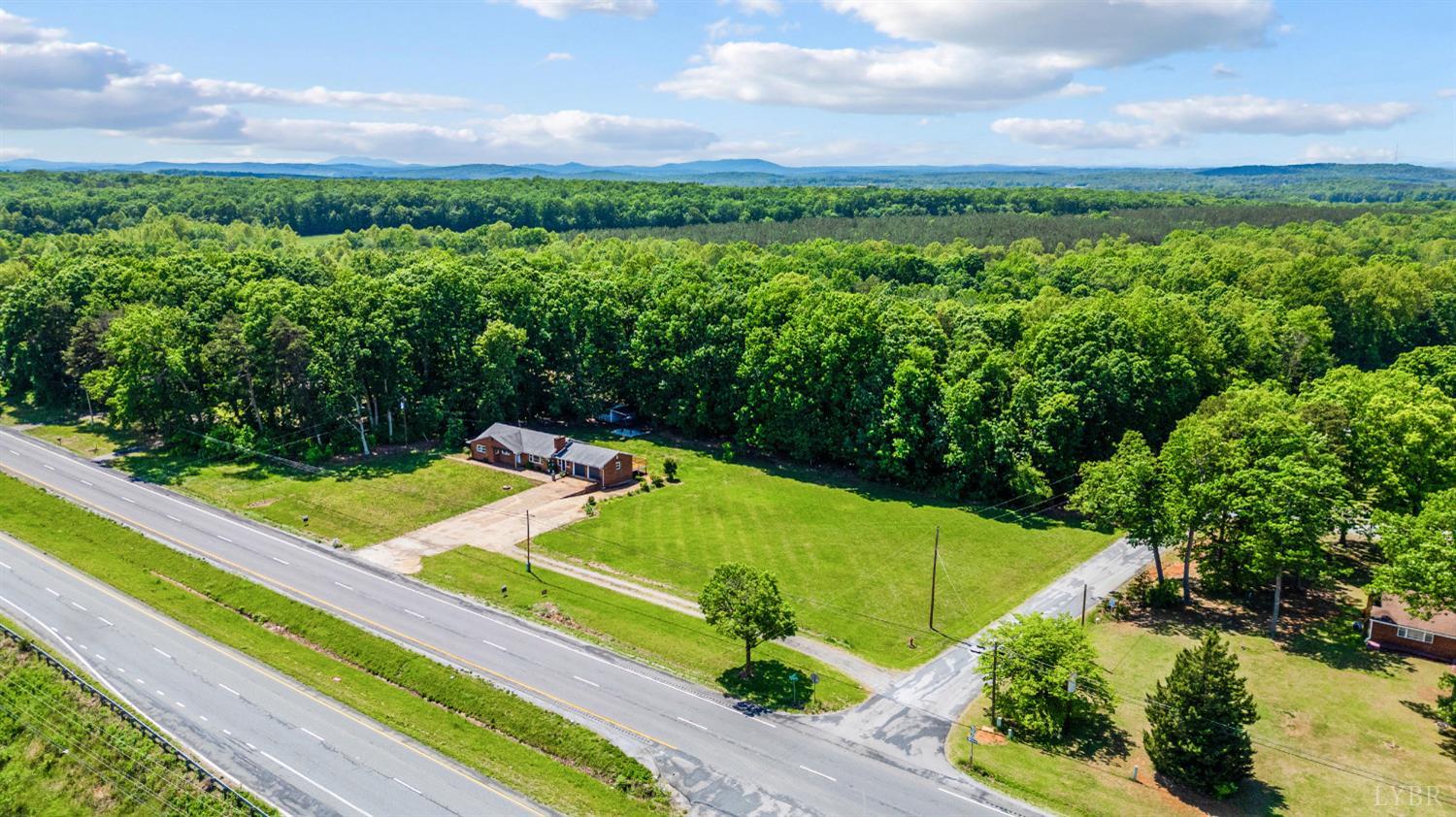 7230 Wards Road, Rustburg, Virginia image 9