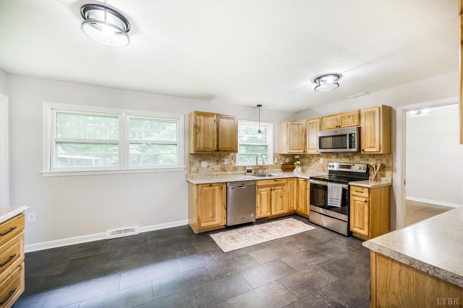7230 Wards Road, Rustburg, Virginia image 16