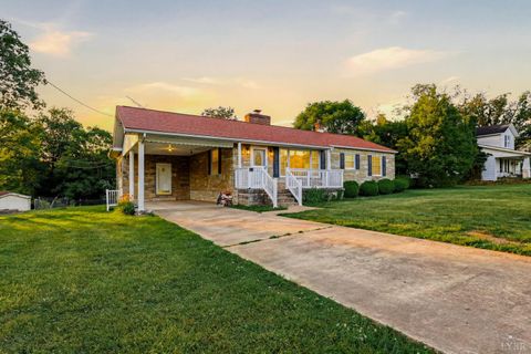 Photo of 402 Prospect Rd Rd, Hurt, VA 24563 (MLS # 366574)