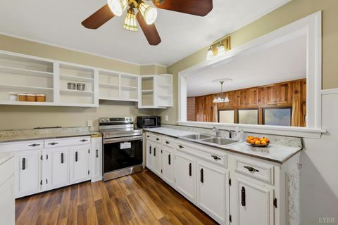 Tiny photo for 402 Prospect Rd Rd, Hurt, VA 24563 (MLS # 366574)