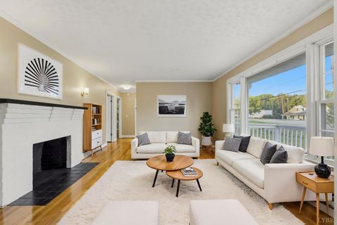 Tiny photo for 402 Prospect Rd Rd, Hurt, VA 24563 (MLS # 366574)