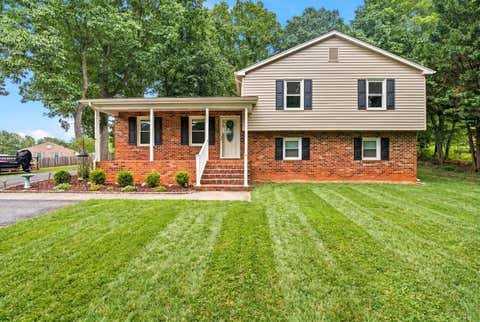 Homes For Sale - 544 Clearview Circle<br/> Rustburg, VA 24588