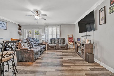 Tiny photo for 100 Sprouse Ln, Lynchburg, VA 24502 (MLS # 366308)