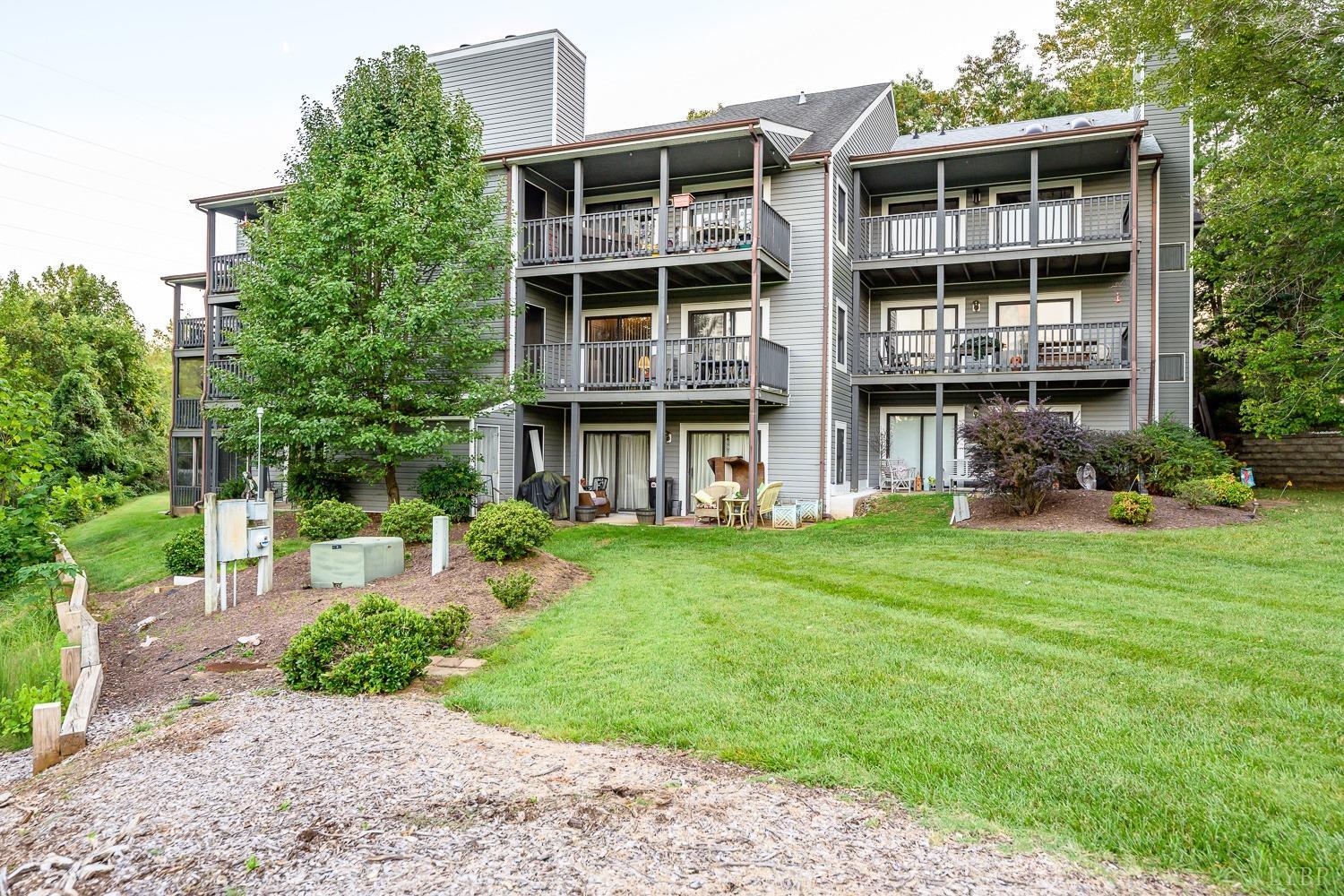 1926 Canterbury Court #304, Lynchburg, Virginia image 1