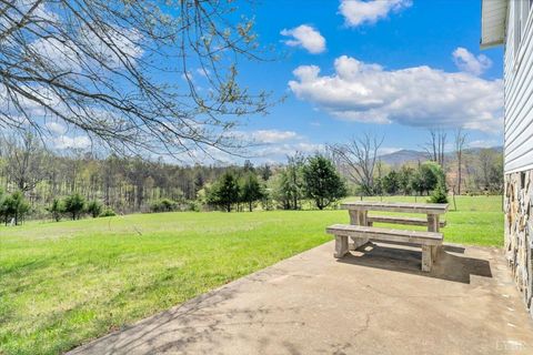 Tiny photo for 3861 Wheatland Road, Bedford, VA 24523 (MLS # 365841)