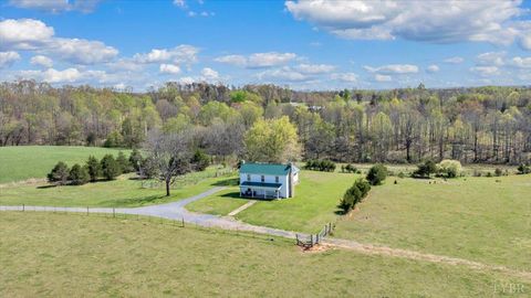 Tiny photo for 3861 Wheatland Road, Bedford, VA 24523 (MLS # 365841)