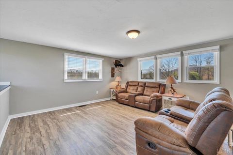 Tiny photo for 3861 Wheatland Road, Bedford, VA 24523 (MLS # 365841)