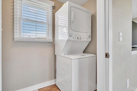 Tiny photo for 3861 Wheatland Road, Bedford, VA 24523 (MLS # 365841)