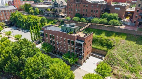 Condo For Sale - 1215 Jefferson Street #3E<br/> Lynchburg, VA 24504