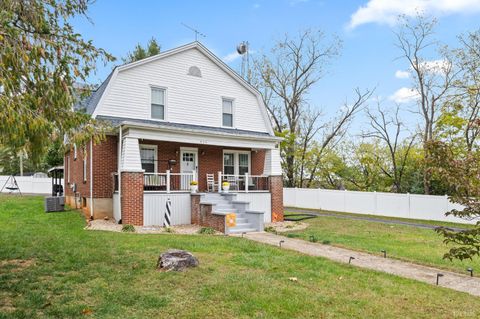 Tiny photo for 809 Broad St, Altavista, VA 24517 (MLS # 362859)