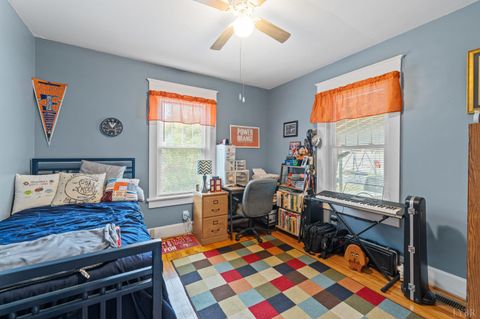 Tiny photo for 809 Broad St, Altavista, VA 24517 (MLS # 362859)