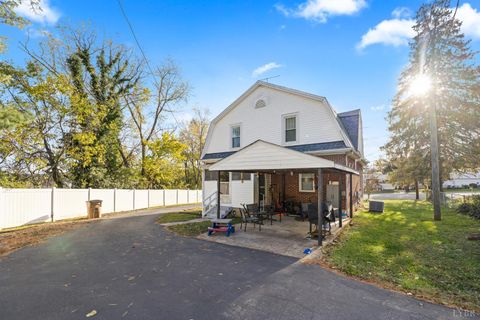 Tiny photo for 809 Broad St, Altavista, VA 24517 (MLS # 362859)