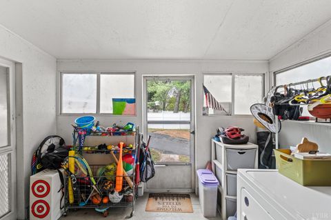 Tiny photo for 809 Broad St, Altavista, VA 24517 (MLS # 362859)