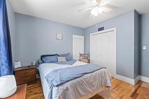 Tiny photo for 809 Broad St, Altavista, VA 24517 (MLS # 362859)