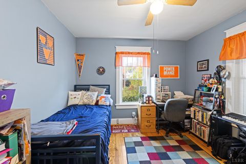 Tiny photo for 809 Broad St, Altavista, VA 24517 (MLS # 362859)