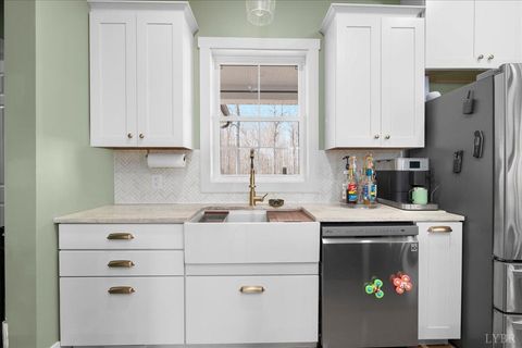 Tiny photo for 197 Burford Farm Rd Rd, Monroe, VA 24574 (MLS # 365011)