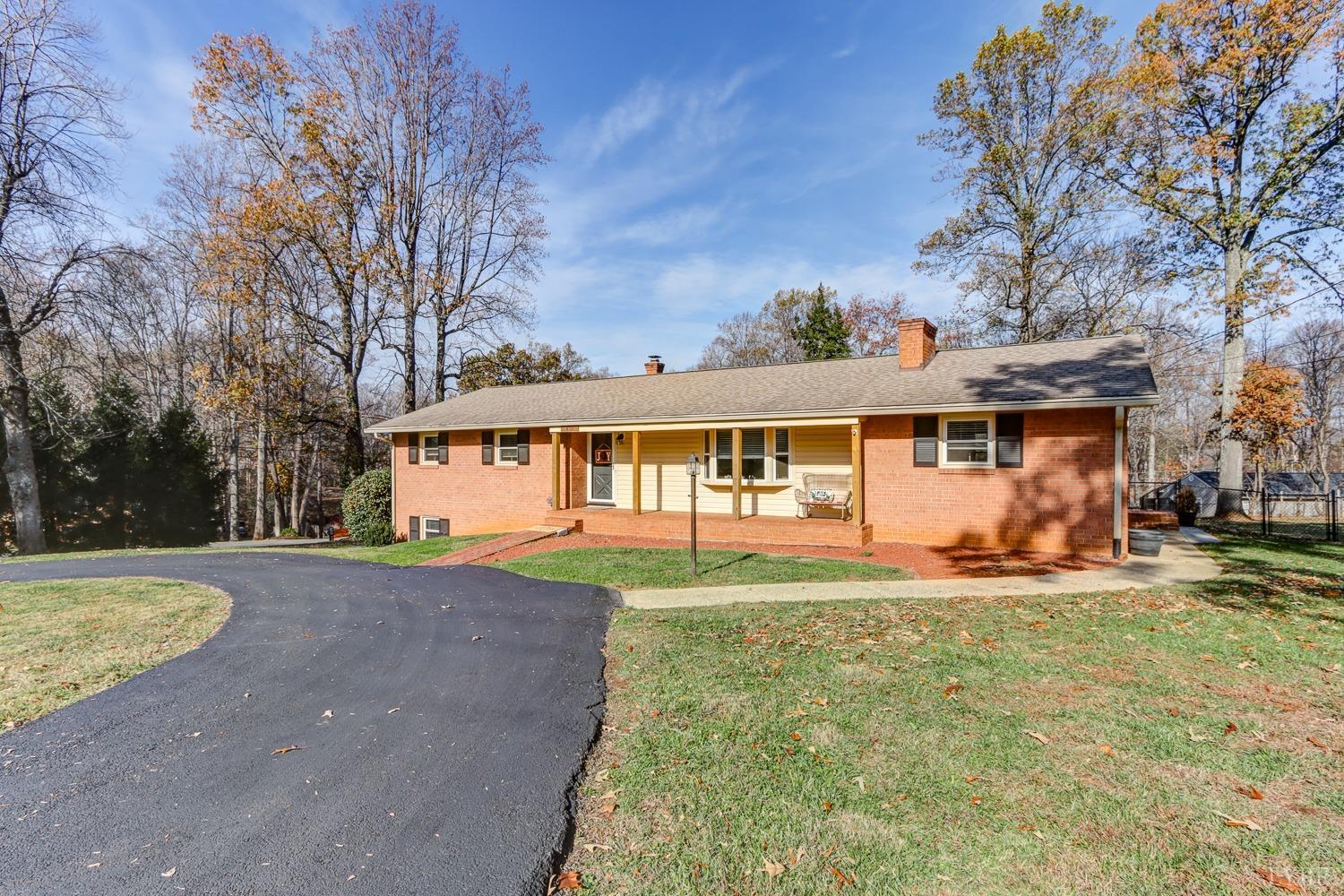 439 Jefferson Drive, Lynchburg, Virginia image 2