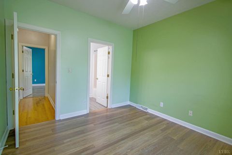 Tiny photo for 137 Marguerite Drive, Lynchburg, VA 24502 (MLS # 363920)